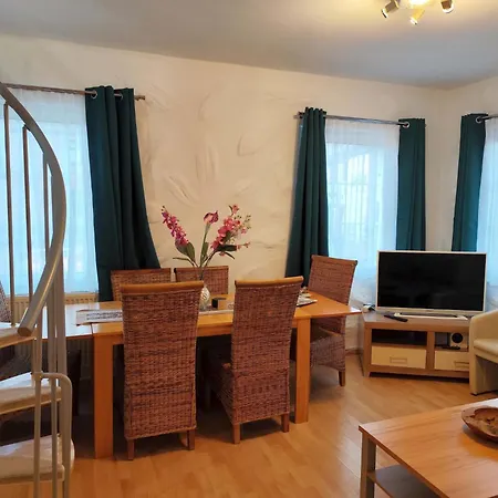 Fh Vulkaneinfel By Interhome * Daun